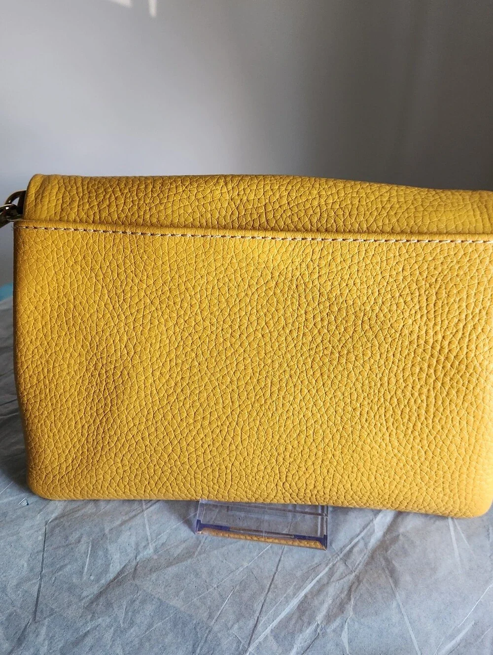Dooney & Bourke Dandelion Pebble Leather Foldover Crossbody w/Wallet  EUC - Picture 6 of 7